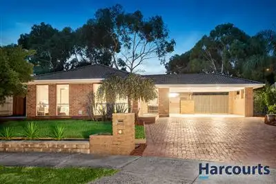 6 Downshire Close, Wantirna South VIC 3152