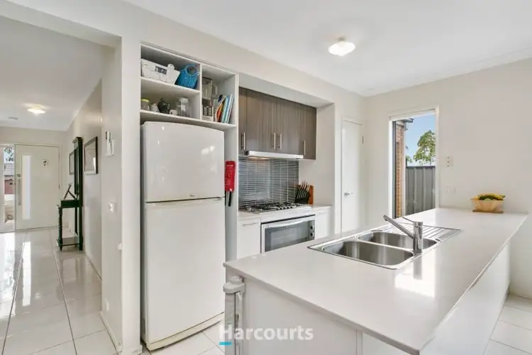 Second view of Homely house listing, 3 Half Moon Crescent, Pakenham VIC 3810