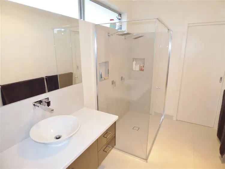 Fifth view of Homely house listing, 9 Evans Way, Horsham VIC 3400