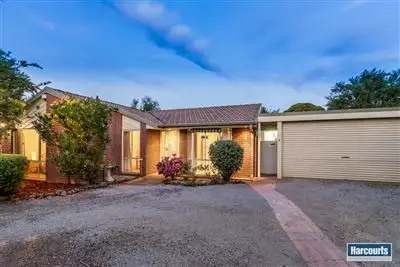 4 Barwon Court, Rowville VIC 3178