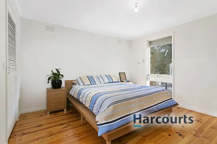 Fifth view of Homely house listing, 4 Heatherlea Crescent, Keilor East VIC 3033