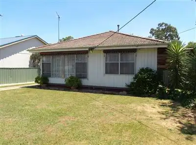Main view of Homely house listing, 58 Hallett Crescent, Wangaratta VIC 3677