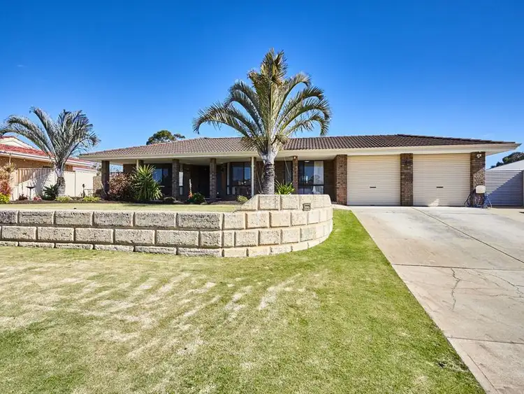 4 Lamb Place, Munster WA 6166