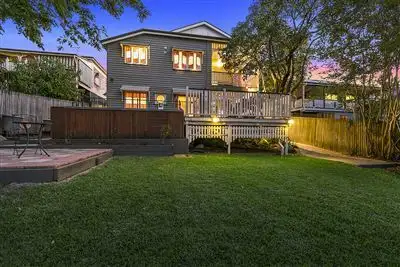 86 Stephen Street, Camp Hill QLD 4152