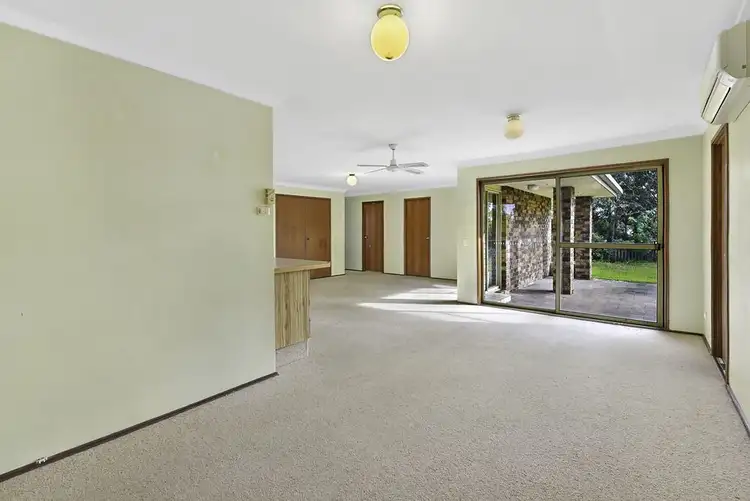 Fifth view of Homely house listing, 4 Lobb Court, Arundel QLD 4214