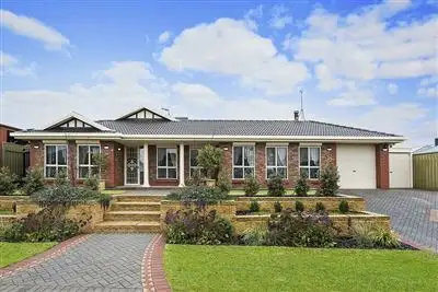 34 Lachlan Drive, Craigmore SA 5114