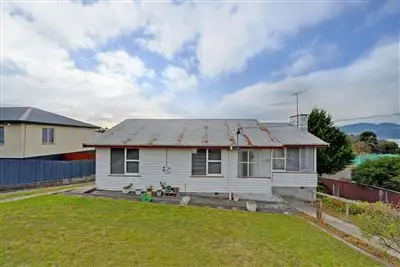 23 Pekurn Crescent, Berriedale TAS 7011
