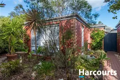 9 Stirling Avenue, Cranbourne North VIC 3977