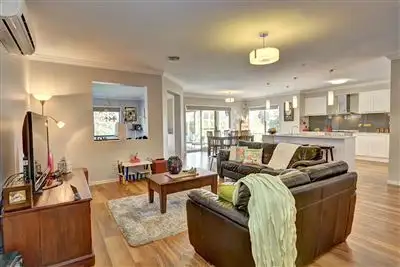 Fifth view of Homely house listing, 3 Skewes Court, Buninyong VIC 3357