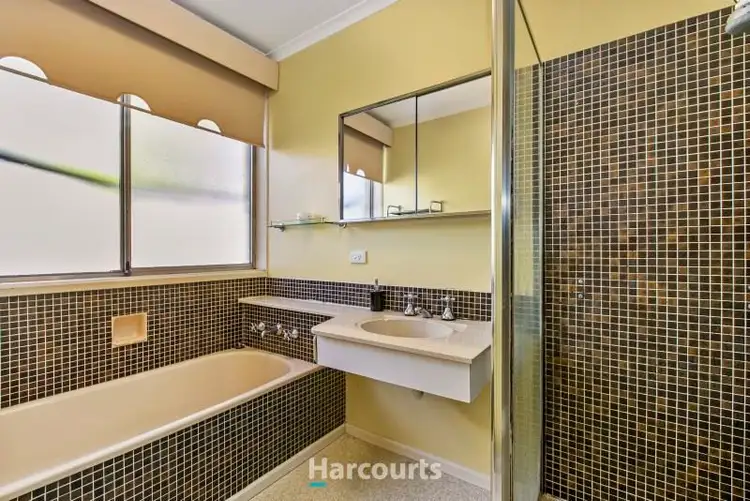 Fifth view of Homely house listing, 5 Chateau Avenue, Narre Warren VIC 3805