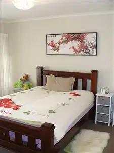 Fourth view of Homely house listing, 8 Botanic Court, Hamilton VIC 3300