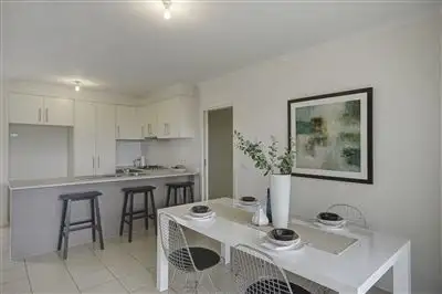 2/8 Elsie Street, Bell Park VIC 3215