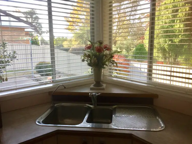 Fifth view of Homely house listing, 1 Delisle Place, West Bathurst NSW 2795