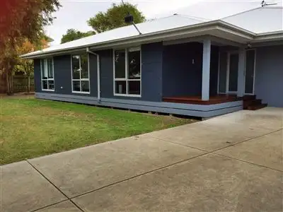 25 Darling Ave, Inverloch VIC 3996