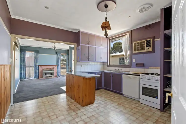 Fifth view of Homely house listing, 28 Violet Grove, Wendouree VIC 3355