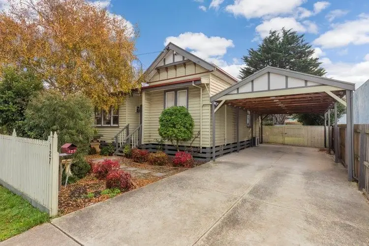 127 Fyans Street