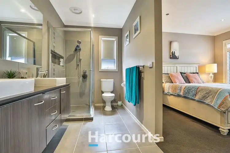Sixth view of Homely house listing, 11 Gallery Way, Pakenham VIC 3810