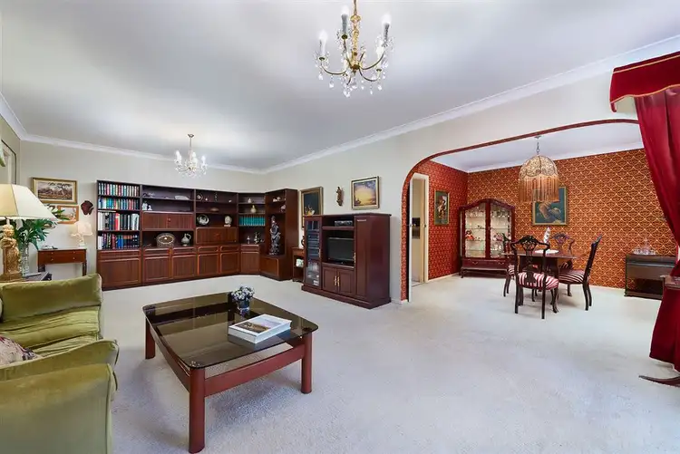Fourth view of Homely house listing, 2 Bracknell Court, Vermont South VIC 3133