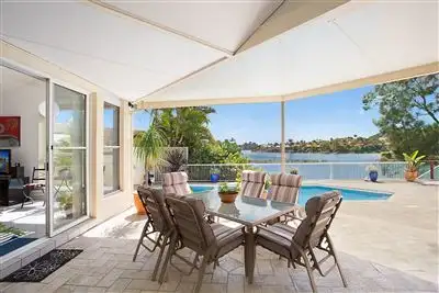 11 Tullamarine Dr, Robina QLD 4226