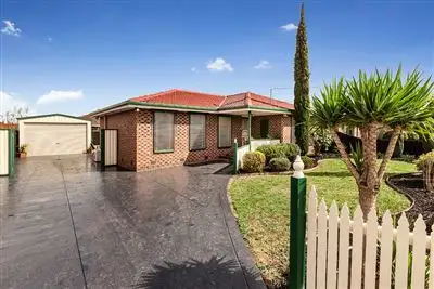 15 Mindoro Crescent, Lalor VIC 3075