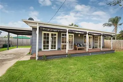 Main view of Homely unit listing, 2/13 True Avenue, Carrum VIC 3197