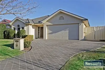 3 Flavius Street, Rosemeadow NSW 2560