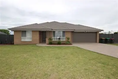 36 Mary Angove, Cootamundra NSW 2590
