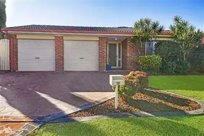 15 Tamworth Crescent, Hoxton Park NSW 2171