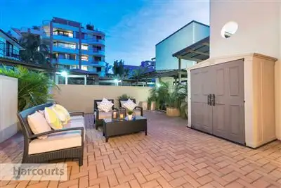 Main view of Homely unit listing, 410/448 Boundary Street, Spring Hill QLD 4000