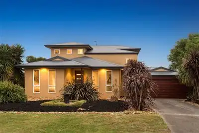 16 Greenhill Road, Rosebud VIC 3939