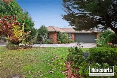 17 Tenandra Court, Berwick VIC 3806
