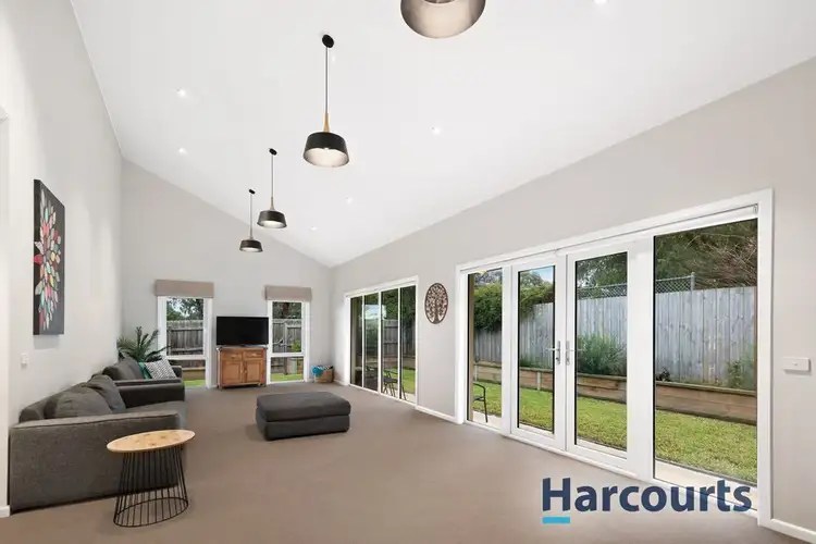 Fifth view of Homely house listing, 4 Barry Court, Scoresby VIC 3179