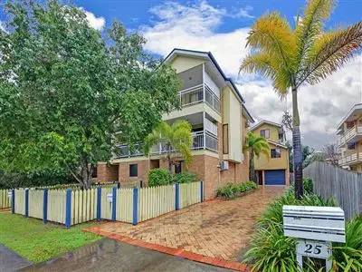 Main view of Homely townhouse listing, 2/25 Birdwood Street, Coorparoo QLD 4151