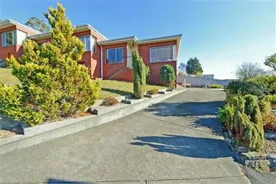 4/41 Corinda Grove, West Moonah TAS 7009