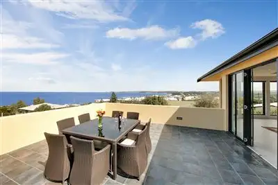7 Carfax Street, Port Elliot SA 5212