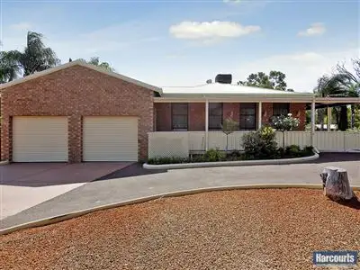 14 Hewson Place, Maida Vale WA 6057