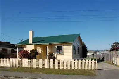 12 Cook Crescent, Mayfield TAS 7248