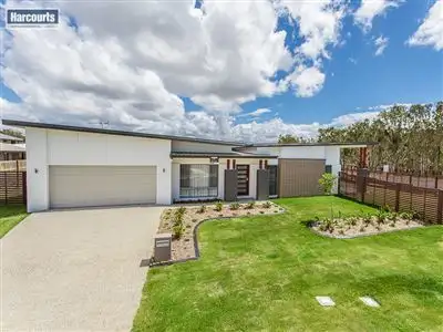 2 Stamens Street
