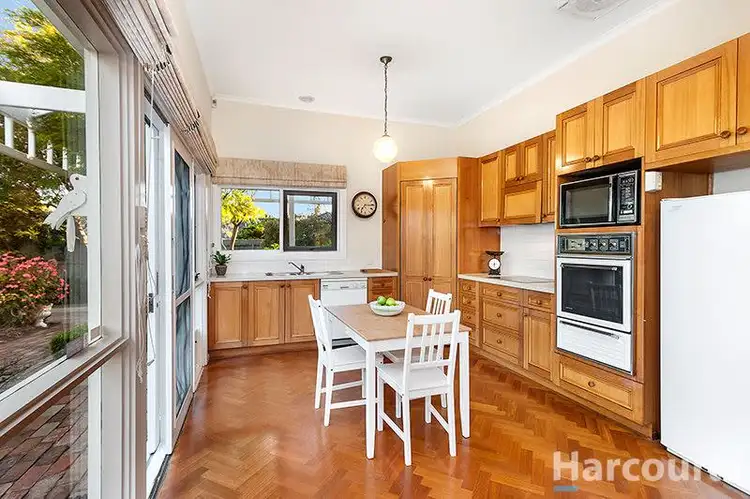 Fifth view of Homely house listing, 262 Lawrence Road, Mount Waverley VIC 3149