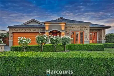 2 Sundew Crescent, Pakenham VIC 3810
