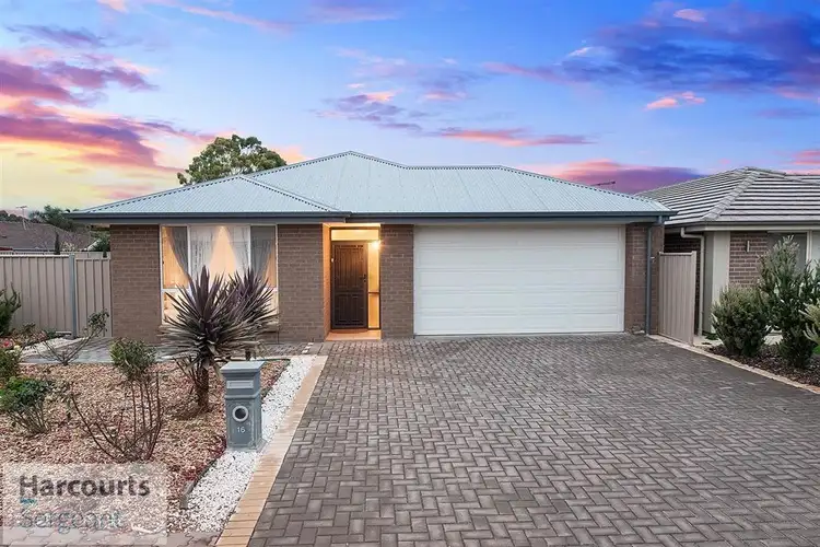 16 Xavier Place, Parafield Gardens SA 5107