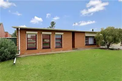 Second view of Homely house listing, 32 Caruso Crescent, Brahma Lodge SA 5109