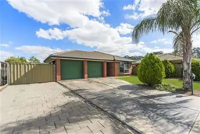 11 Sharrad Court, Andrews Farm SA 5114
