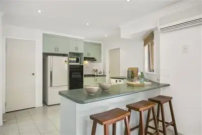 Fifth view of Homely house listing, 13 Huntly Court, Langwarrin VIC 3910