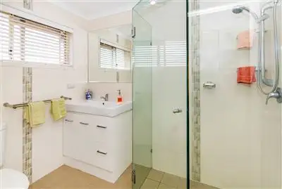 2/108 Overland Drive, Edens Landing QLD 4207
