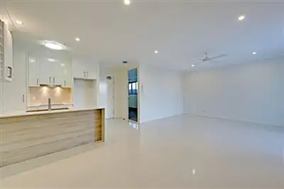 Sixth view of Homely unit listing, 5/36 Weston Street, Coorparoo QLD