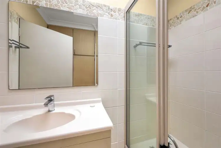Sixth view of Homely unit listing, 3/53 Nudgee Road, Hamilton QLD 4007