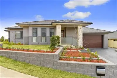 67 Aristida Circuit, Mount Annan NSW 2567