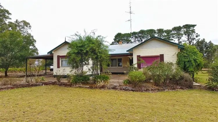 114 Hinkleys and Tanseys Road, Edenhope VIC 3318