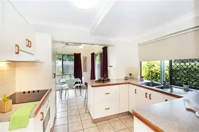 Fifth view of Homely townhouse listing, 4/44 Grosvenor Street, Pimlico QLD